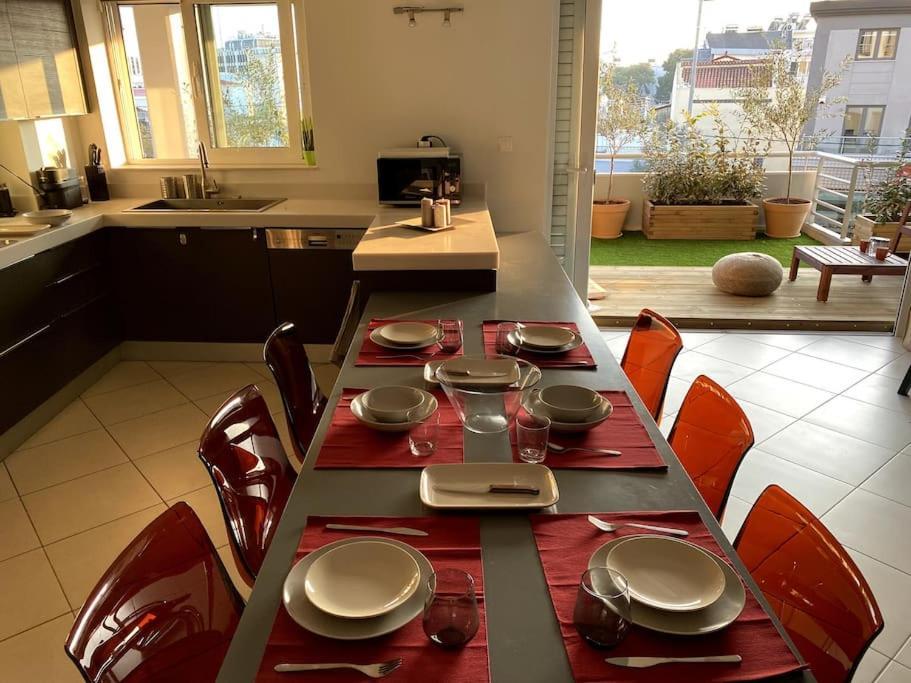 Spacious And Sunkissed 3Br & 2 Bathrooms Apartment Atina Dış mekan fotoğraf