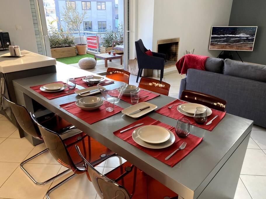 Spacious And Sunkissed 3Br & 2 Bathrooms Apartment Atina Dış mekan fotoğraf
