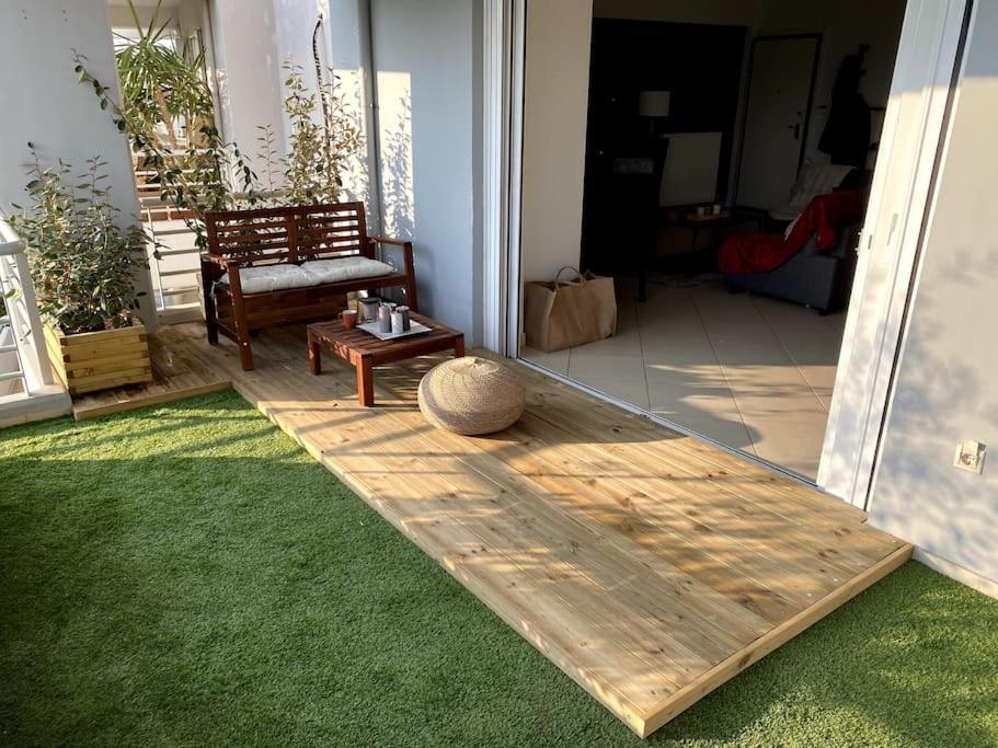 Spacious And Sunkissed 3Br & 2 Bathrooms Apartment Atina Dış mekan fotoğraf